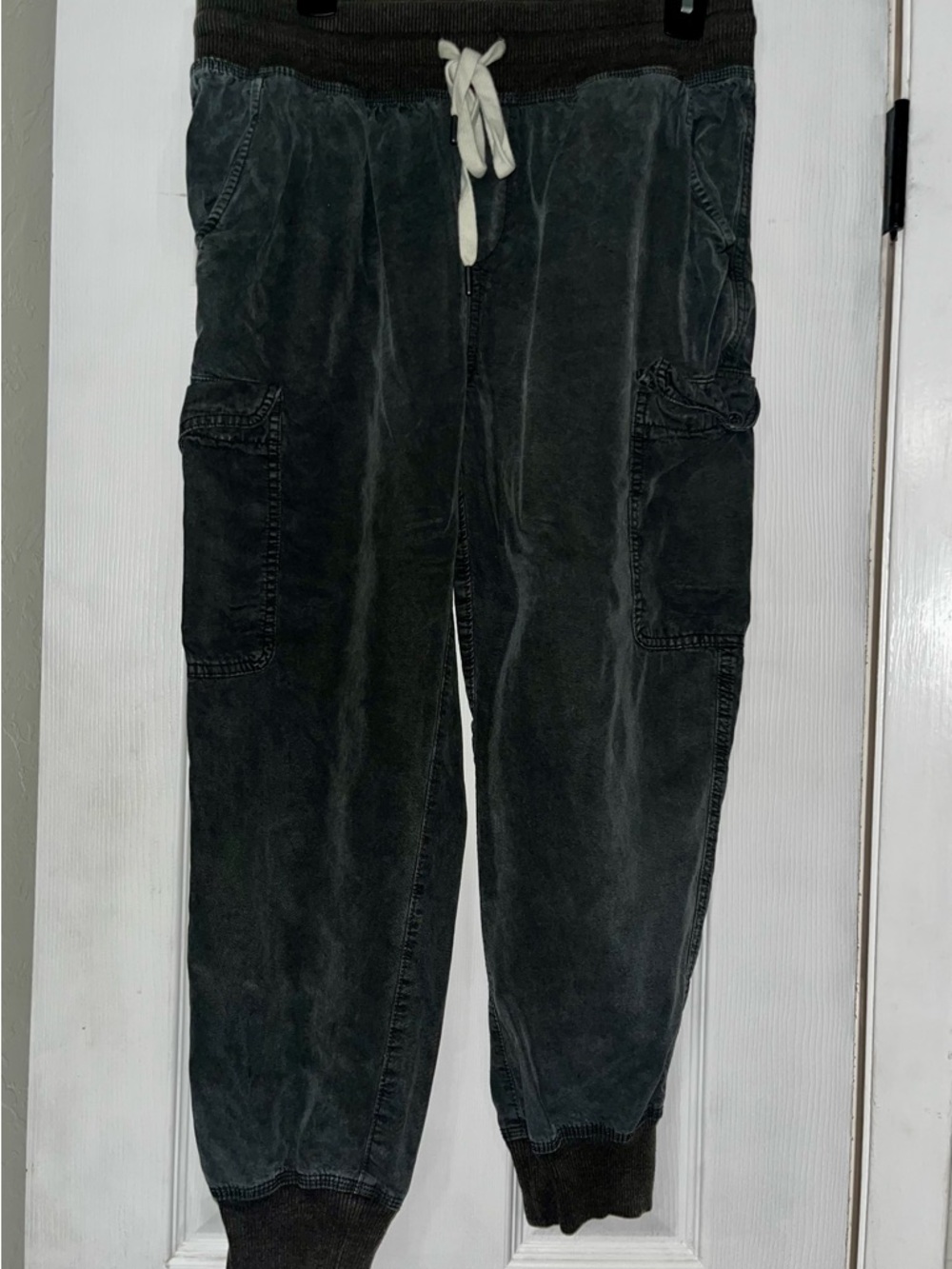aerie Washed Black Cargo Joggers with Drawstring
